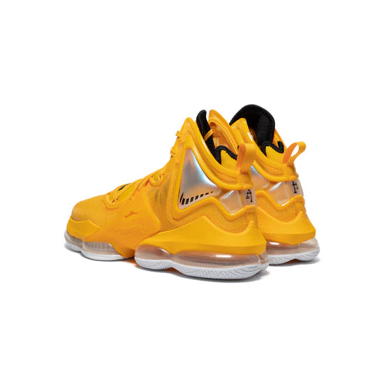 Nike Air Lebron XIX University Gold / Black