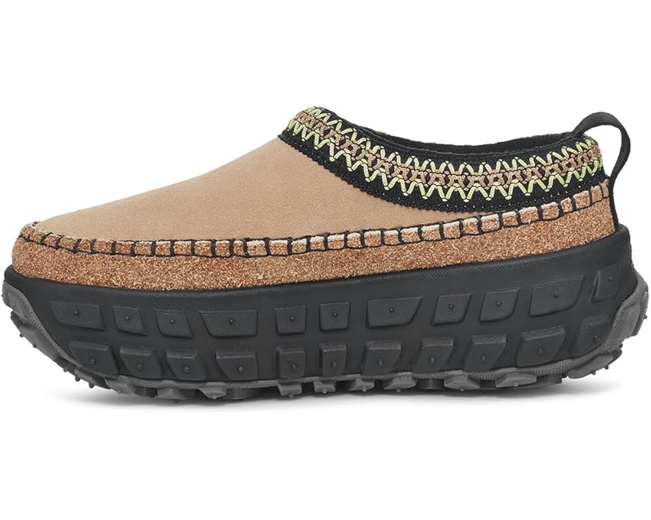 UGG All-Gender Venture Daze Clog - Sand / Black