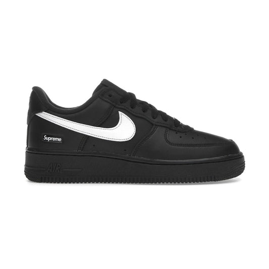 Nike Air Force 1 Low Supreme - Black / White