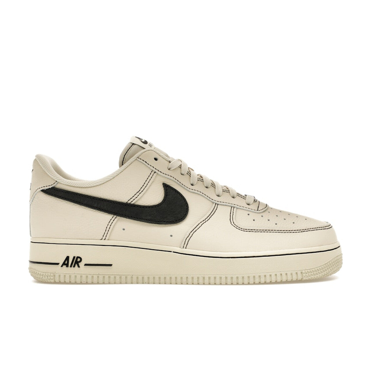 Nike Air Force 1 Low 07' LV8 - Light Khaki / Black