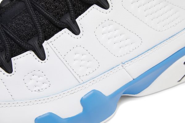 Nike Air Jordan 9 Retro "Powder Blue" 2024 - Summit White / Black