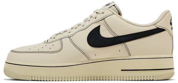 Nike Air Force 1 Low 07' LV8 - Light Khaki / Black