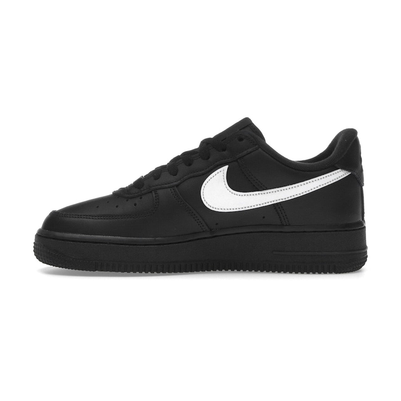 Nike Air Force 1 Low Supreme - Black / White
