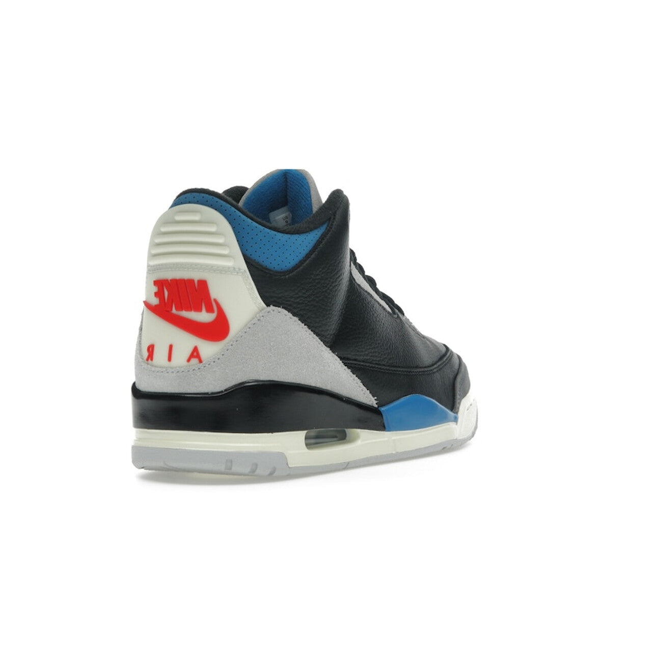 Nike Air Jordan 3 Retro OG "Rare Air" - Black / Chile Red / Neutral Grey