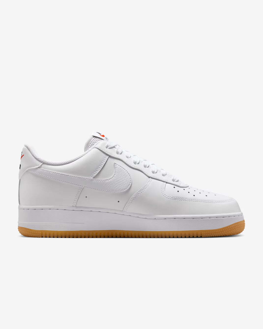 Nike Air Force 1 '07 LV8 - White / White-Gum Yellow