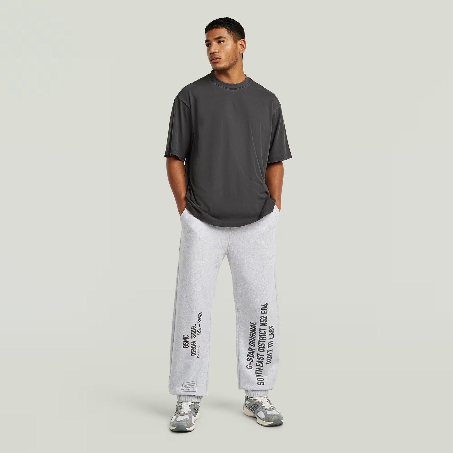 G-Star Raw Stencil Graphic Sweater Pant-Light Grey
